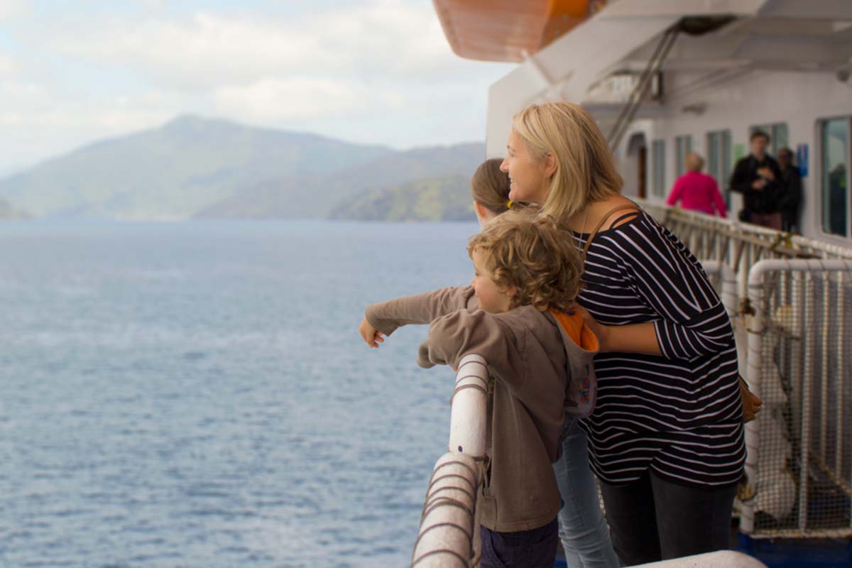 mother anf child looking out at the ocean on interislander